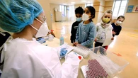 DIRECT. Covid-19 : Tous les tests en milieu scolaire resteront gratuits, affirme Jean-Michel Blanquer