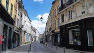 Covid-19 : les commerces de détail espèrent "rouvrir le plus vite possible", car ils "font beaucoup de chiffre d’affaires" en mai