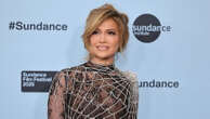 Jennifer Lopez triomphe en femme araignée au festival du film indépendant de Sundance