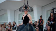 Lady Gaga tourne un clip au Louvre pour lancer l'exposition 