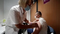 Vaccination anti Covid-19 : les centres soudainement pris d'assaut