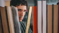"Les Fantômes", un thriller sensoriel haletant sur la traque des criminels de guerre syriens