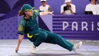 Break dance : moquée lors des Jeux olympiques, la B-girl australienne Raygun arrête la compétition