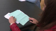 Des résidents en Ehpad d’Auverge échangent des lettres avec des étudiants pour rompre l’isolement