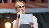 Condamnation de Dominique Boutonnat : Judith Godrèche accuse le gouvernement d'avoir fait preuve de "déni" en le maintenant à son poste