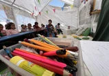 Guerre dans la bande de Gaza : malgré la menace d'une offensive israélienne, une école à Rafah continue d'accueillir des centaines d'élèves