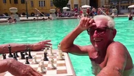 Euro : avant le match, pause dans les bains thermaux de Budapest
