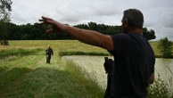 "Ça peut être aussi bien ma fille" : près de Fleurance, dans le Gers, des habitants participent aux recherches aux côtés des gendarmes pour retrouver Lyhanna