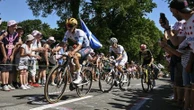 Tour de France 2025 : pourquoi les grimpeurs se mettent-ils de moins en moins "en danseuse" ?