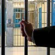 "Je vais devoir financer son enfermement ? C'est insensé" : les familles de détenus redoutent le retour des frais d'incarcération