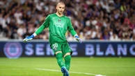 Ligue 1 : de retour à Lille avec le maillot du PSG, Lucas Chevalier doit encore tailler son nouveau costume à sa mesure