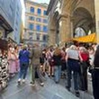 Meublés touristiques, terrasses des restaurants, trottinettes... La bataille de Florence contre le surtourisme
