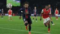 Finale PSG-Reims : à qui reviendra la Coupe de France, entre des Parisiens en quête de triplé et des Rémois en délicatesse ? Suivez l'avant-match avec nous