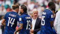 Coupe du monde : dans le vertige de France-Angleterre, Didier Deschamps a vécu sa dernière sans se départir de sa pudeur