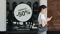 Soldes d'été : "Aujourd'hui, ne pas consommer est un signe d'élégance", estime le sociologue Jean Viard