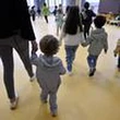 "Il y a la peur de l'interprétation" : à Paris, comment les animateurs du périscolaire traversent-ils cette crise ?