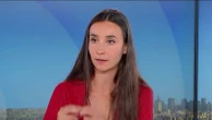 "Les institutions démocratiques constituent des remparts à toutes les entraves qui peuvent être faites aux droits humains", alerte Salomé Saqué, journaliste.