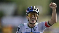 Remco Evenepoel s'impose au plateau de Solaison, au terme d'une 15e étape du Tour de France marquée par l'abandon de Jonas Vingegaard
