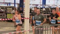 "Un véritable succès" : Stellantis a ouvert les portes de son usine de Sochaux à 1 500 coureurs pour un footing atypique