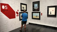 "Banksy, une (R)évolution" : une belle exposition retrace l'histoire du street art et de son icône au Musée d'art de Toulon