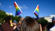 Mois des fiertés : le coming out ne devrait-il pas disparaître ?