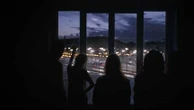 "Comète" : avec un tout petit budget, Élie Wajeman réussit un film choral sur la vie, élégant mais inégal