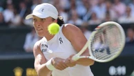Wimbledon 2025 : en 57 minutes, Iga Swiatek humilie Amanda Anisimova 6-0, 6-0 et remporte son premier Grand Chelem britannique
