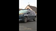Attaque au couteau : une adolescente de 14 ans tuée en pleine rue