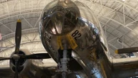 80 ans d'Hiroshima : "Enola Gay", l'avion qui a largué la bombe nucléaire, exposé depuis 2003 à Washington