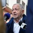 "Il n'a rien d'un homme politique" : comment Jean-Michel Aulas, ancien patron de l'OL, s'est mué en candidat aux municipales à Lyon