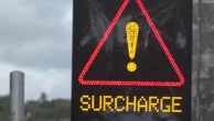 Sécurité routière : les poids lourds pesés avant la traversée d’un pont dans le Lot