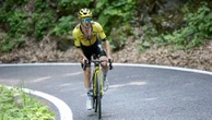 Giro 2025 : renversant, Simon Yates s'empare du maillot rose de leader lors d'une 20e étape spectaculaire remportée par Chris Harper