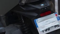 Masquer la plaque d'immatriculation de son scooter : une fraude qui attire l'attention des autorités
