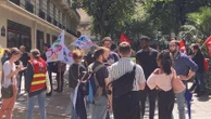 "Aucune formation, aucun remplacement" : les surveillants, en grève, réclament des créations de postes et une revalorisation des salaires