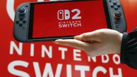 "On sera dans les premiers en France à avoir eu notre console" : les adeptes de la Nintendo Switch se ruent dans les magasins spécialisés