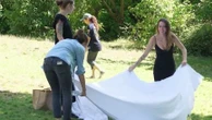 L'art du pique-nique : un déjeuner sur l'herbe à la française