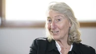 Catherine Chabaud, la première femme à avoir bouclé un tour du monde en solitaire devient ministre de la Mer et de la Pêche