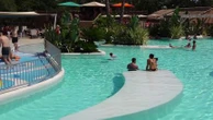 Camping climatisé, piscine... Les premiers vacanciers adaptent leur séjour à la canicule