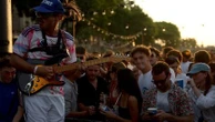 Fête de la musique : 4 800 policiers et gendarmes et 2 500 pompiers et des moyens nautiques "renforcés" à Paris en raison de la canicule