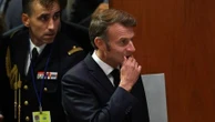 Guerre en Ukraine : Emmanuel Macron plaide pour une réponse plus ferme de l’Otan face à la Russie et observe les revirements de Donald Trump