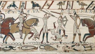 DOCUMENT FRANCETV. Une mission délicate mais pas impossible... On a assisté au décrochage de la tapisserie de Bayeux, dans l'attente de son transfert à Londres
