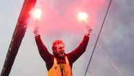 Mort de Charlie Dalin : "Un concurrent hors pair", salue le skipper Yannick Bestaven