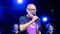 Damon Albarn, James Blake et Hot Chip participeront au concert Together for Palestine organisé par Brian Eno à Wembley en septembre