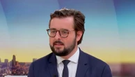 "Si François Bayrou souhaite ouvrir le dialogue et que la France ait un budget, alors il doit changer radicalement de posture", affirme Philippe Brun, député du PS dans l'Eure.
