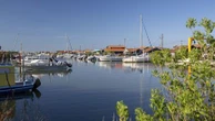 "Les réservations continuent de tomber" : à Arcachon, le retour du soleil redonne le sourire aux commerçants