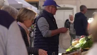 "Méli-mélo", "marasme", "on n'applaudit pas"... Les Français perplexes face à la crise politique