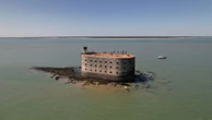 "La conclusion a été sans appel, son seul avenir était de devenir une ruine" : les travaux du fort Boyard commencent cet été et dureront trois ans