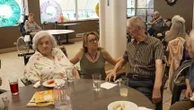 "Réunions de crise" et menus quotidiens : comment une résidence pour seniors du Val-de-Marne s'adapte à la canicule