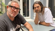 "Je crois que méditer la mort devrait être une pratique quotidienne" : Oliver Laxe et Sergi Lopez nous expliquent pourquoi "Sirat" est une "bombe"