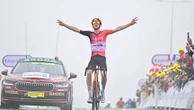 Tour de France 2025 : succès de prestige pour Arensman, la passe d'armes entre Pogacar et Vingegaard, l'abandon d'Evenepoel... Le résumé de la 14e étape